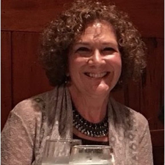 Meet your Posher, Stephanie. - Picture 2 of 11